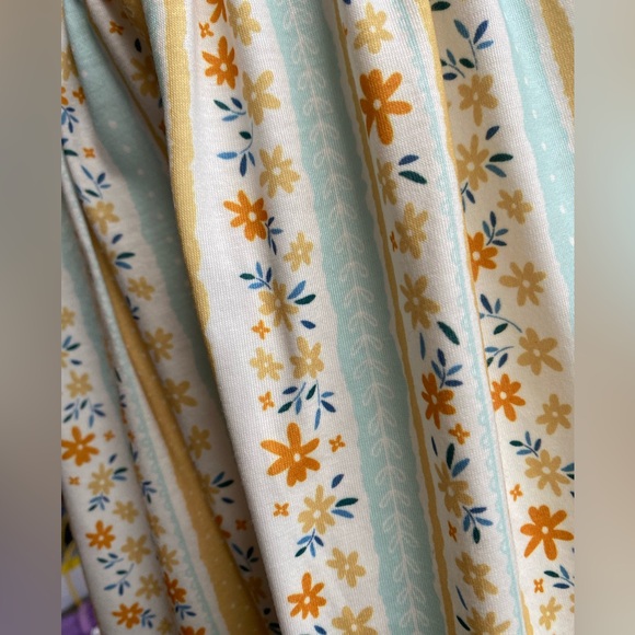 Abby & Evie Embroidered Peter Rabbit Sundress in Floral Pastels NWT - Picture 5 of 11